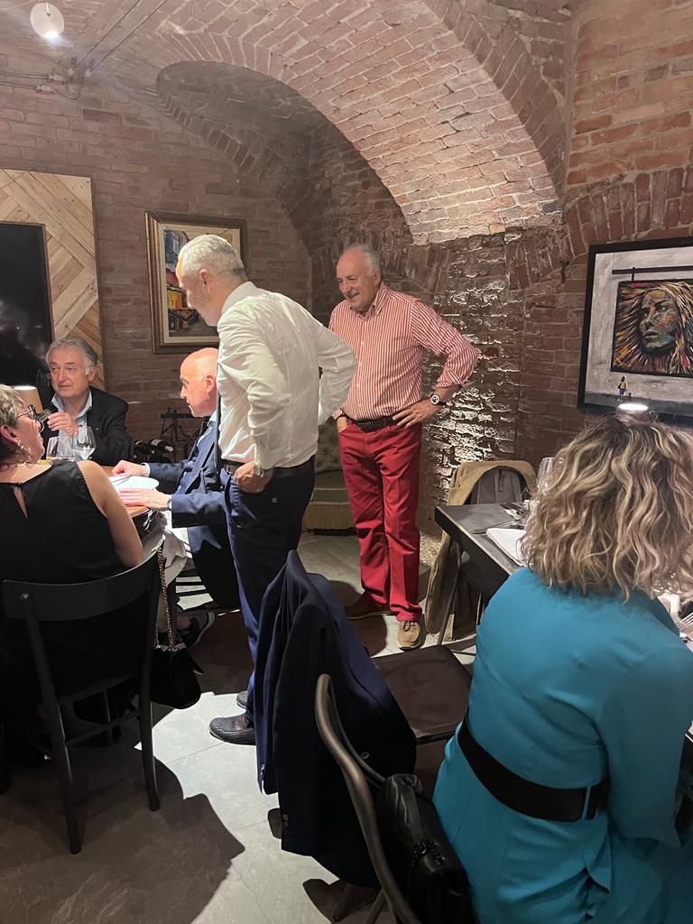 Fabio Carosso vice presidente della regione Piemonte. Bruno Bertero direttore Ente Turismo Langhe Roero Monferrato. Giorgio Pugnetti Monsubarachin. Federica Giuliani Traveltotaste. Alessandro Felis. Piera Genta.