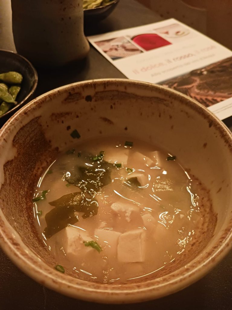 Brachetto fusion. Il dolce, il rosso, il rosè. Le petit restaurant japonais ad Avigliana.