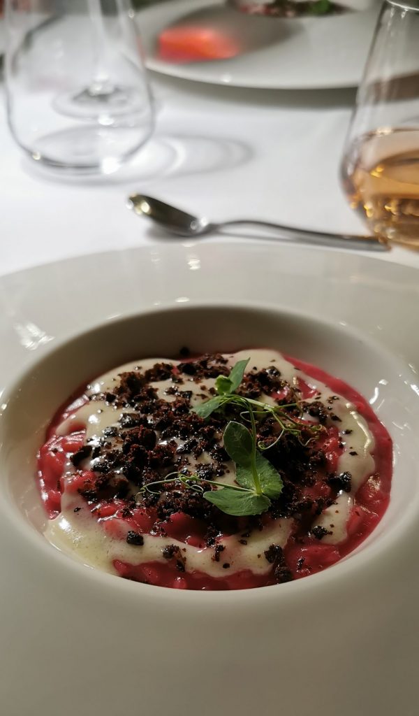 Risotto barbabietola, gorgonzola e olive taggiasche