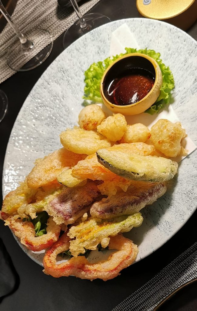 Tempura di verdure e gamberi