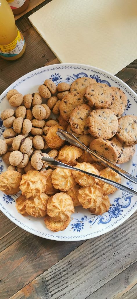 Biscotti galeotti Caffè intervallo di Savigliano Voci erranti
