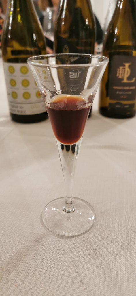 Bacalhau osteria liquore di ginja Lusitania vini