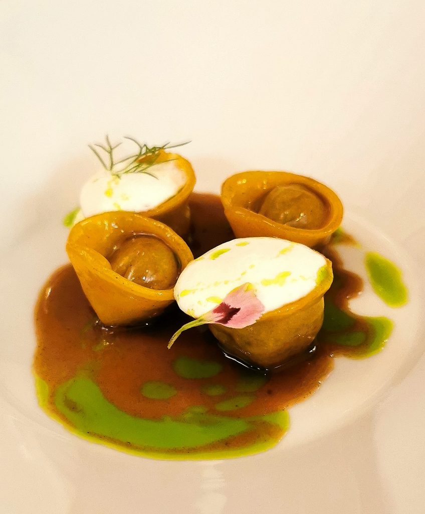 Ravioli ripieni di coda alla vaccinara Trattoria La madia