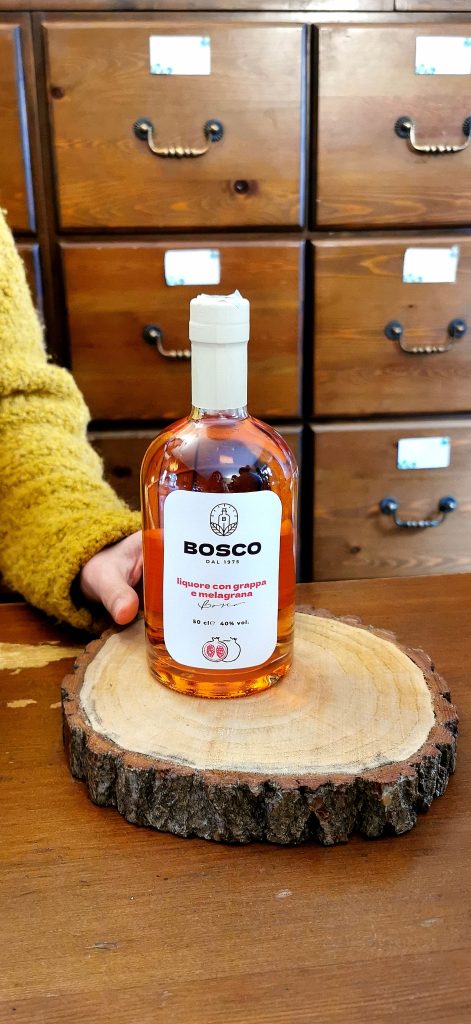 liquore di melograno erboristeria san bartolomeo a vinovo